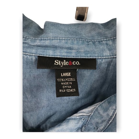 ^ Style & Co Women's Large Printed Back Denim Style Shirt Windowpane Blue Plai… - Picture 3 of 5